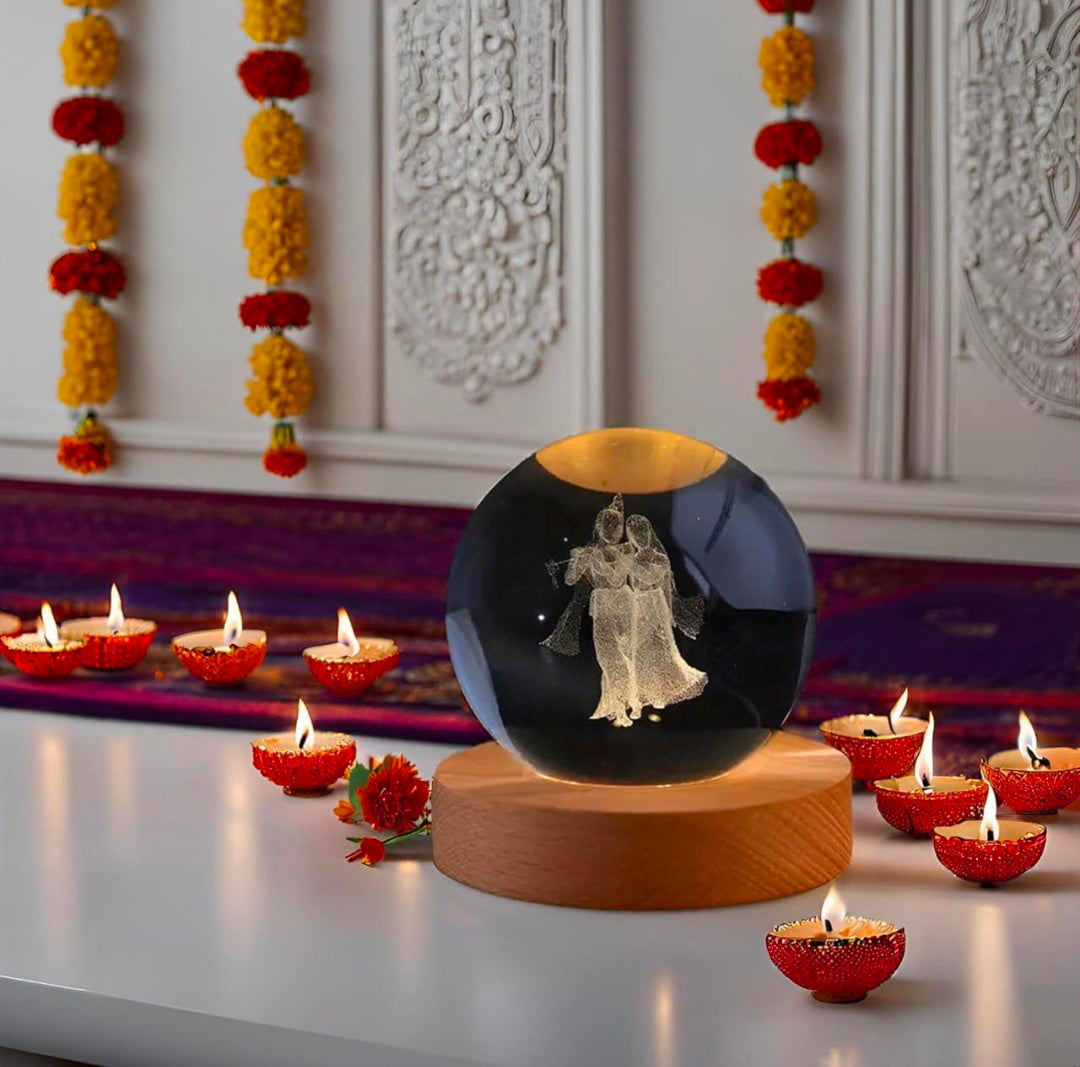 RADHA‑KRISHNA – Divine Harmony Crystal Globe Night Lamp | 3D Laser‑Etched Murli Krishna with Radha, Warm Wood LED Base, Serene Devotional Glow | Honest Craft, Kind Service 🕉️🎶✨🔆👑❤️